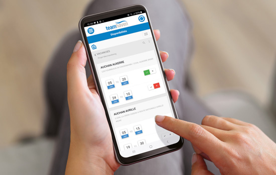 Téléphone affichant les missions sur l’app mobile TeamHaven